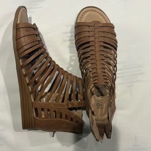 Journee Collection Gladiator Sandals